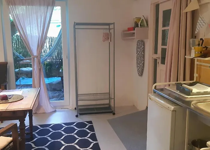 Fassbinder Klause Mit Mini-terrasse Apartment *